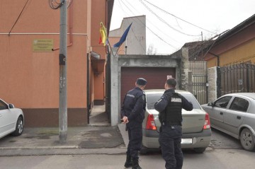 Indivizi din dosarul APIA, menţinuţi în arest